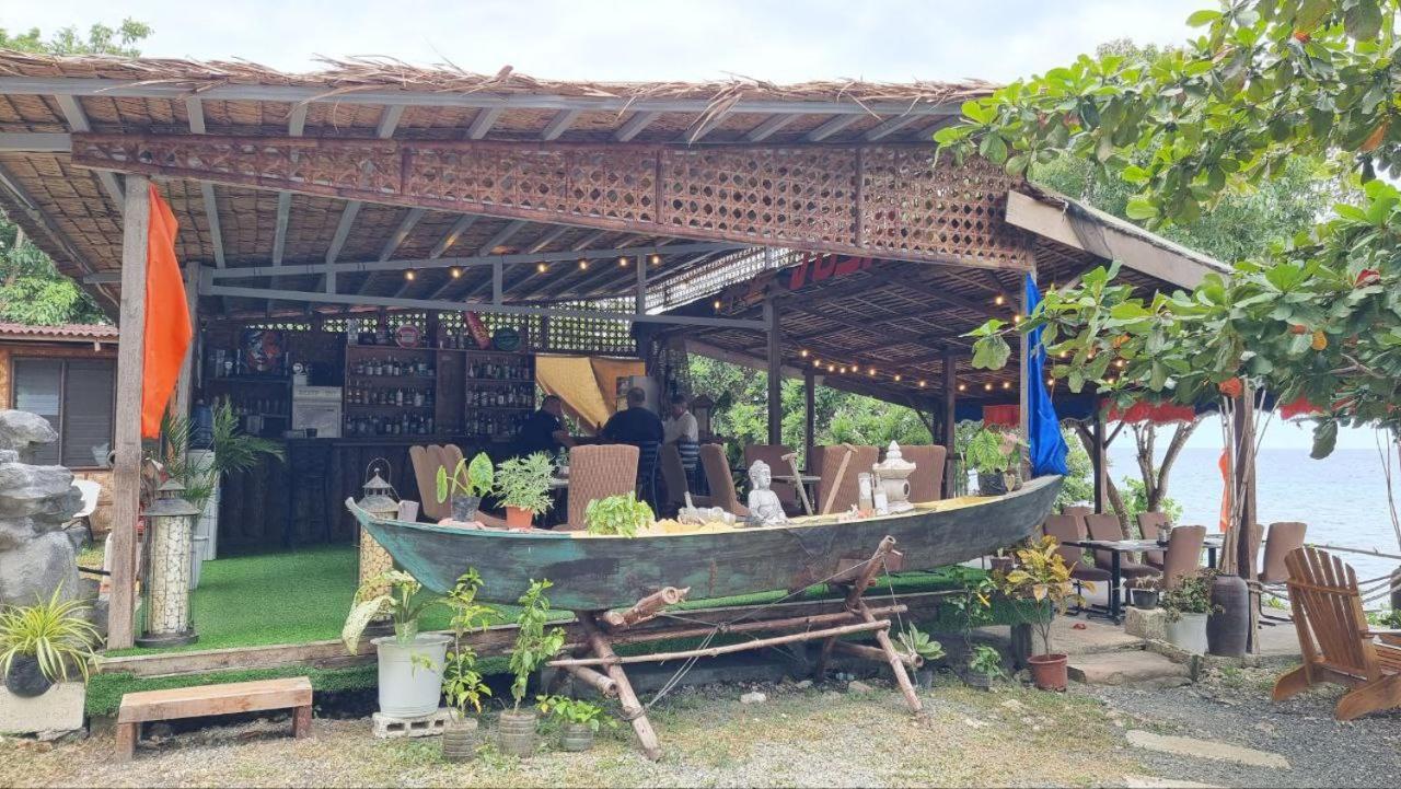 Jush Native And Glamping Dauis Exterior foto