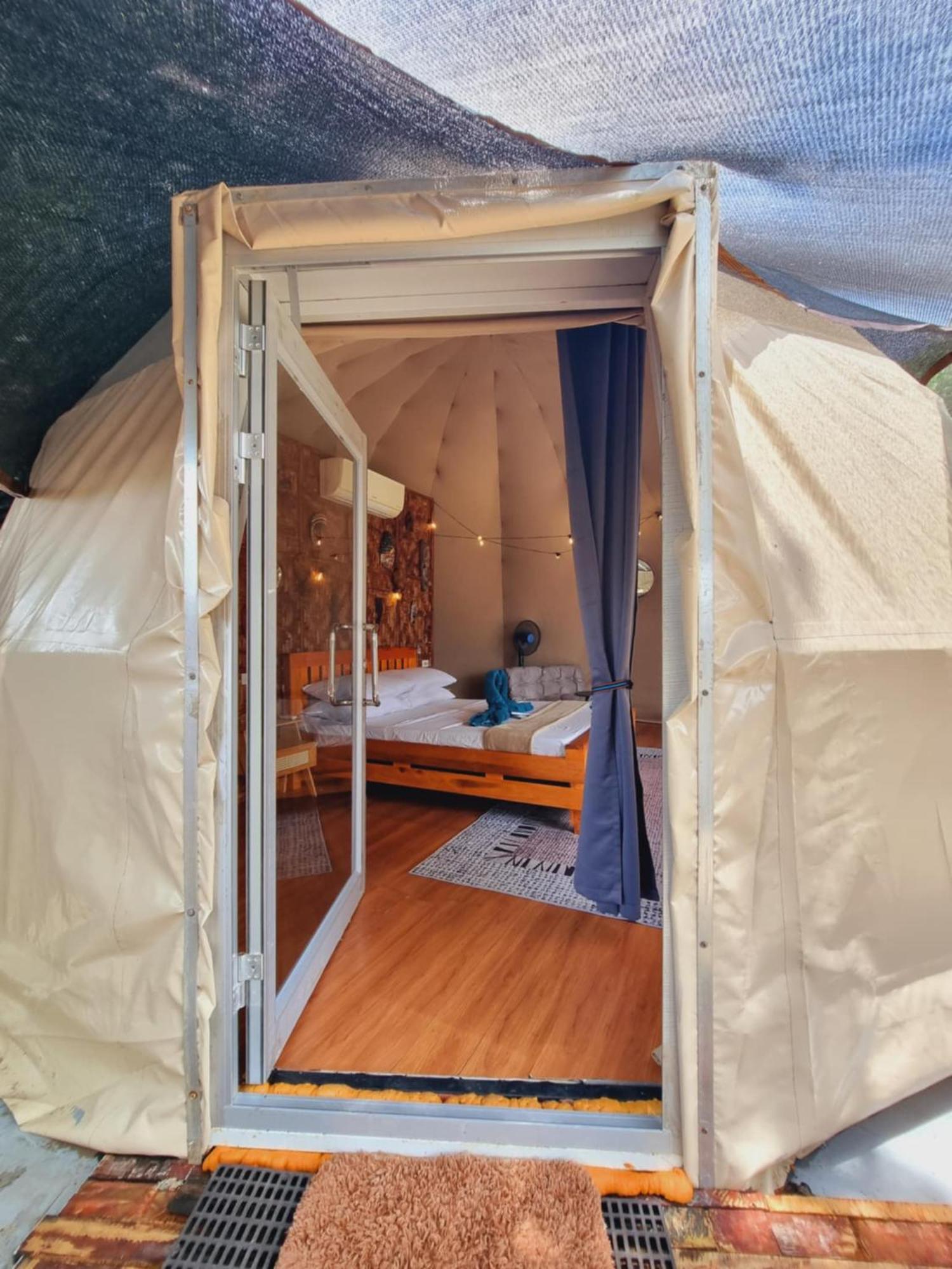 Jush Native And Glamping Dauis Exterior foto